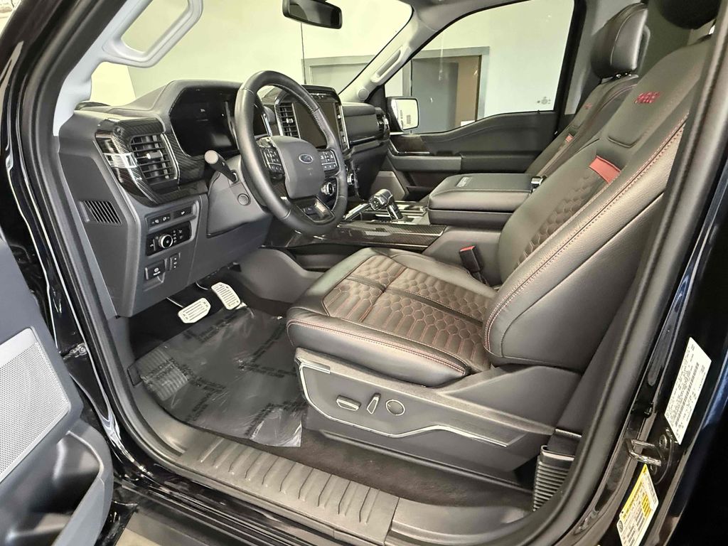FORD F-150 LARIAT - 9