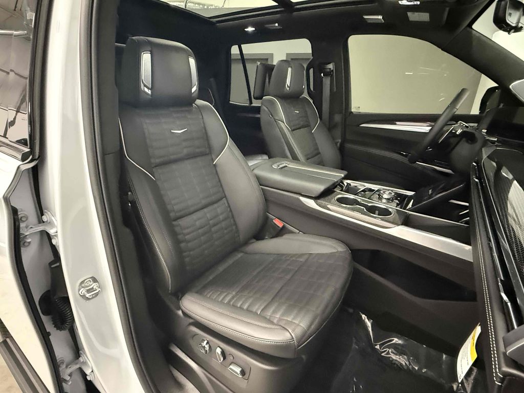 2026 Cadillac ESCALADE V-SERIES — миниатюра 29