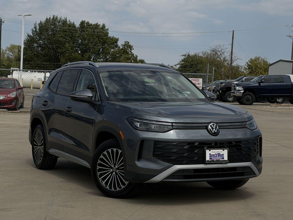 New 2026 Volkswagen Tiguan 2.0T S