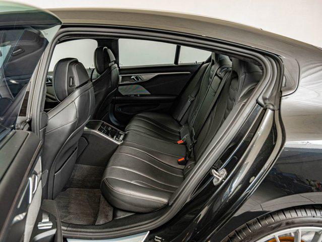 صورة 41 لـ 2023 BMW ALPINA B8 GRAN COUPE XDRIVE