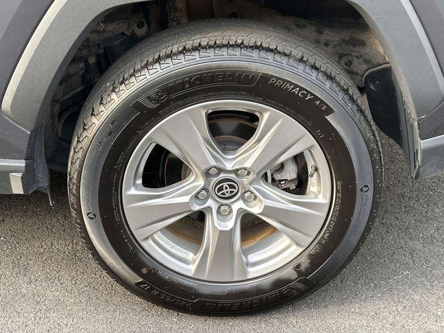 2025 Toyota RAV4 XLE 缩略图 15