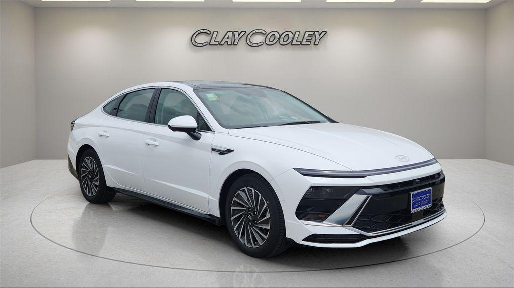 New 2025 Hyundai SONATA Hybrid Limited