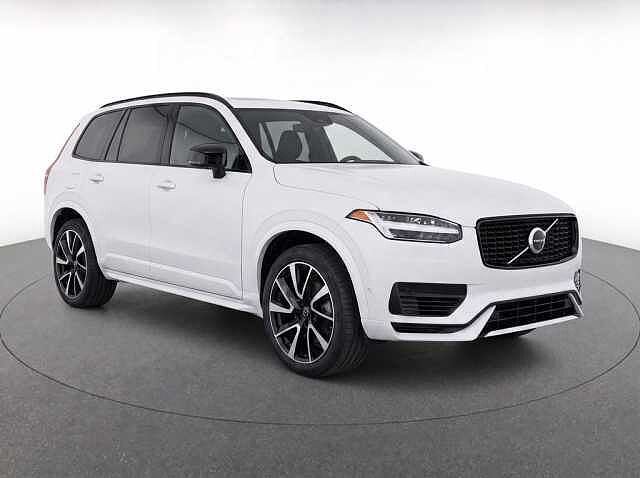 2023 Volvo XC90 PLUS — фото 2