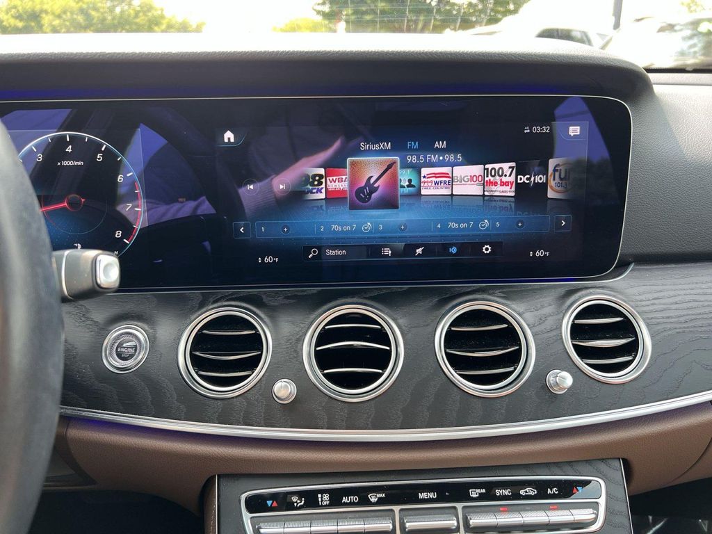 2021 Mercedes-BENZ E-CLASS thumbnail 14