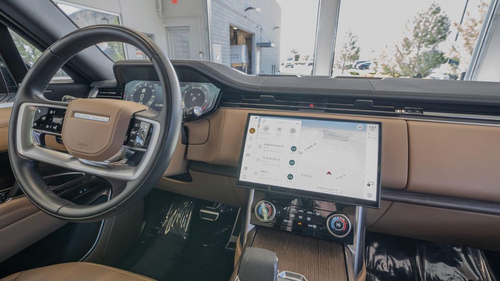 صورة مصغرة 16 لـ 2023 LAND Rover RANGE ROVER P530 SE
