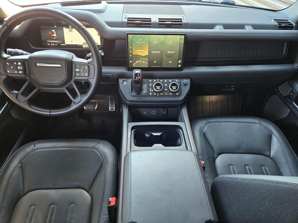 2024 LAND Rover DEFENDER 130 P400 X — миниатюра 12