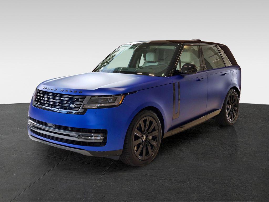 New 2025 Land Rover Range Rover P550e SE