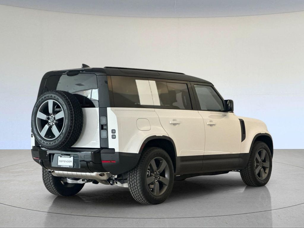 صورة مصغرة 5 لـ 2026 LAND Rover DEFENDER P300 S