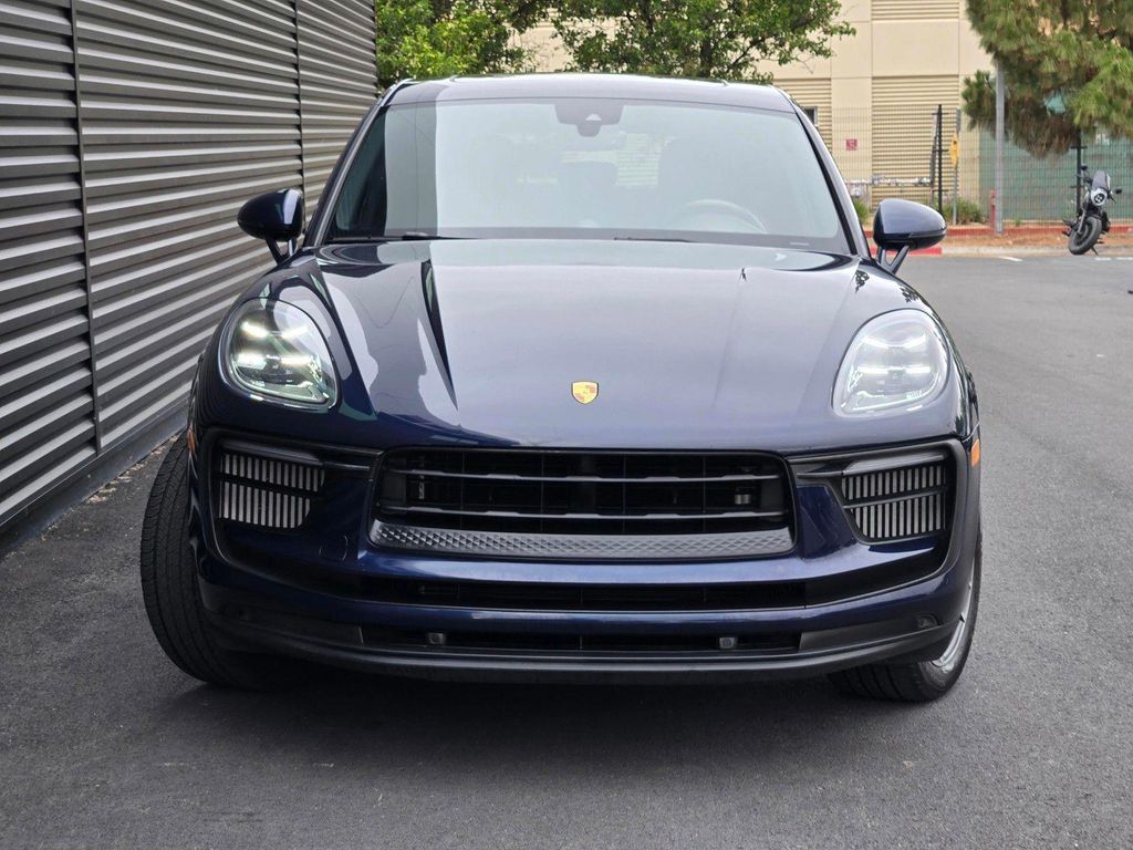 صورة 2 لـ 2022 Porsche MACAN