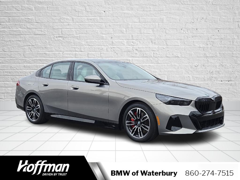 New 2026 BMW 550e xDrive