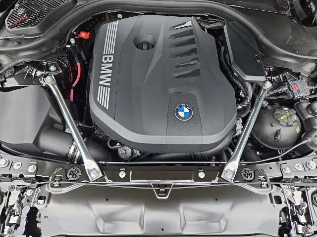 صورة مصغرة 12 لـ 2027 BMW 540 I XDRIVE