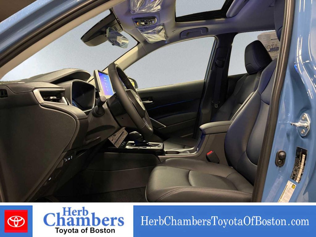 TOYOTA COROLLA CROSS - 5