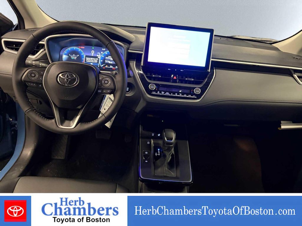 TOYOTA COROLLA CROSS - 4