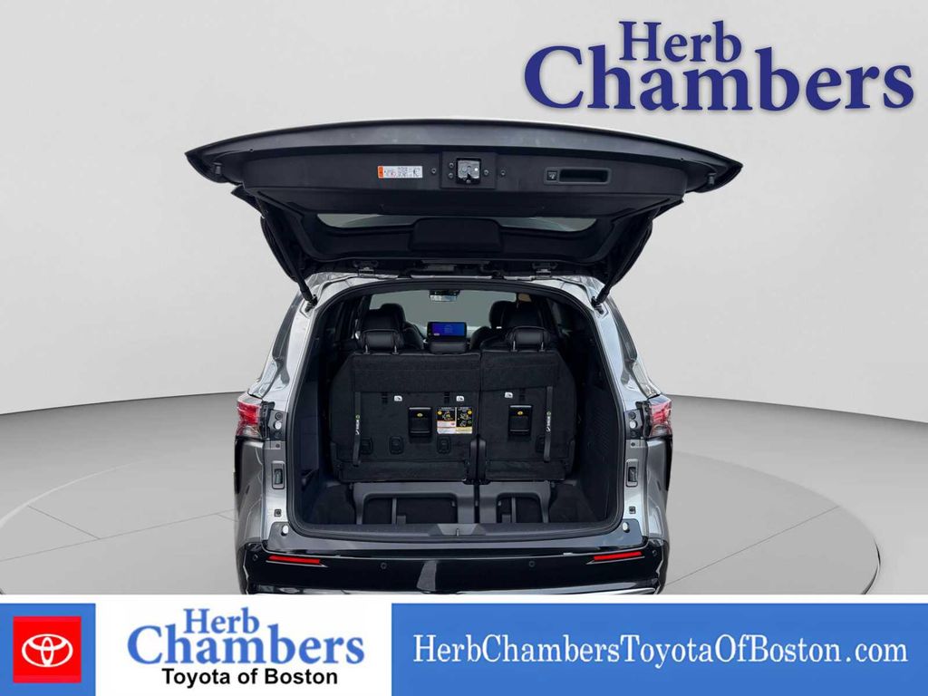 صورة مصغرة 12 لـ 2026 Toyota SIENNA PLATINUM