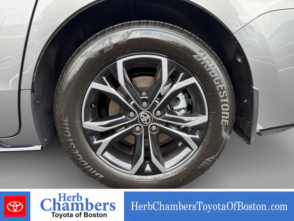 صورة مصغرة 19 لـ 2026 Toyota SIENNA PLATINUM