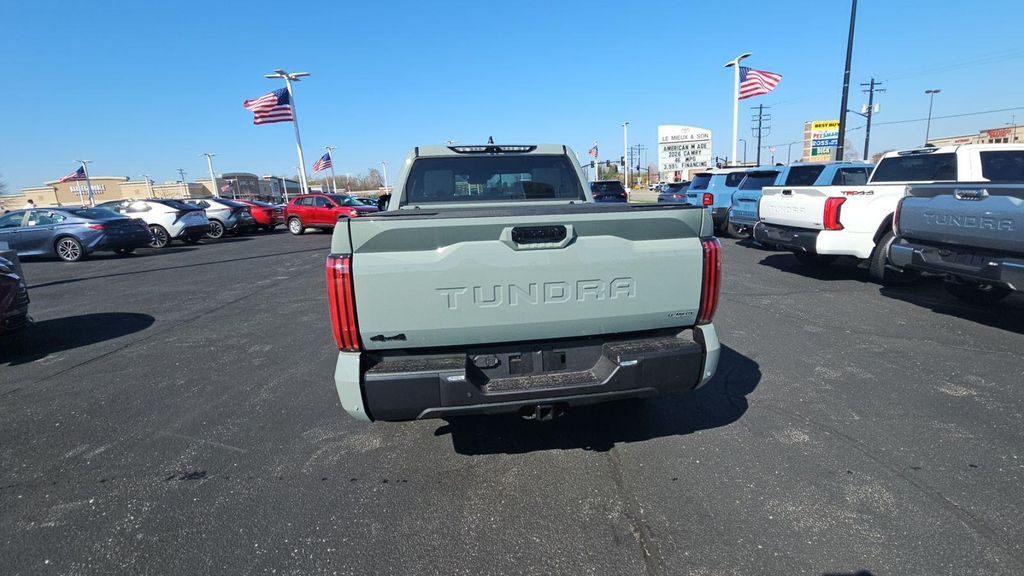 TOYOTA TUNDRA - 5