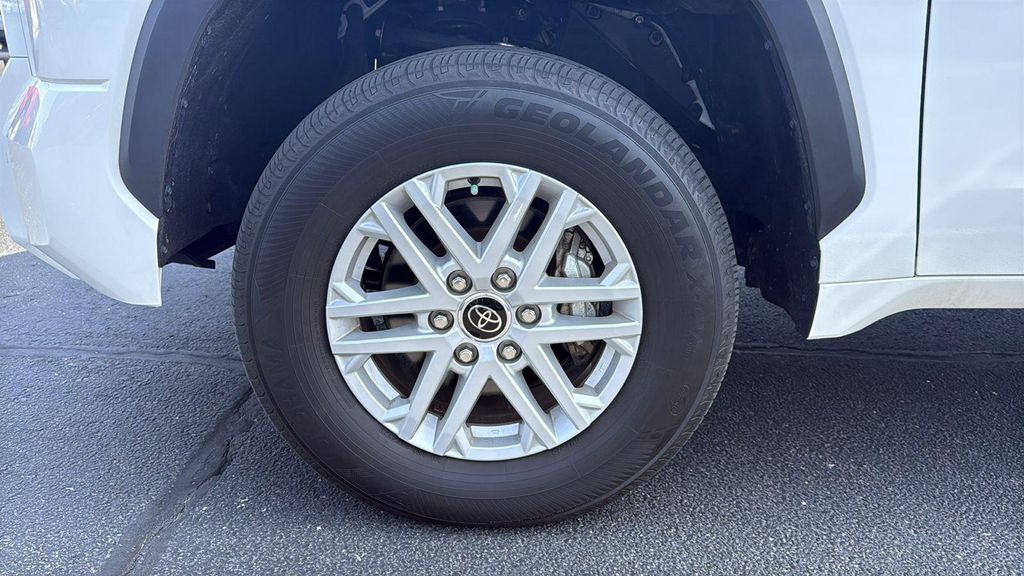 TOYOTA TUNDRA - 9