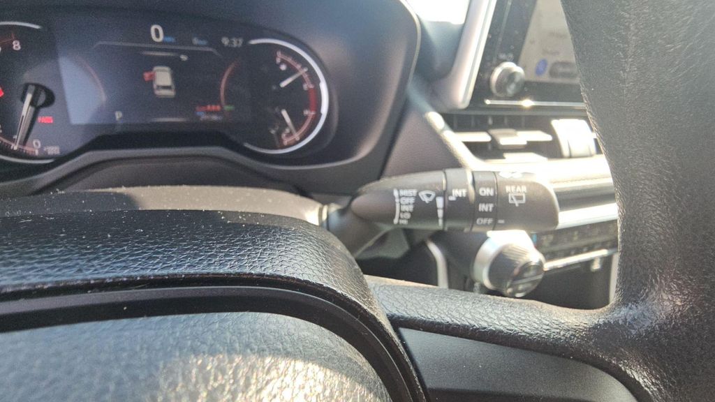 2025 Toyota RAV4 XLE 缩略图 13