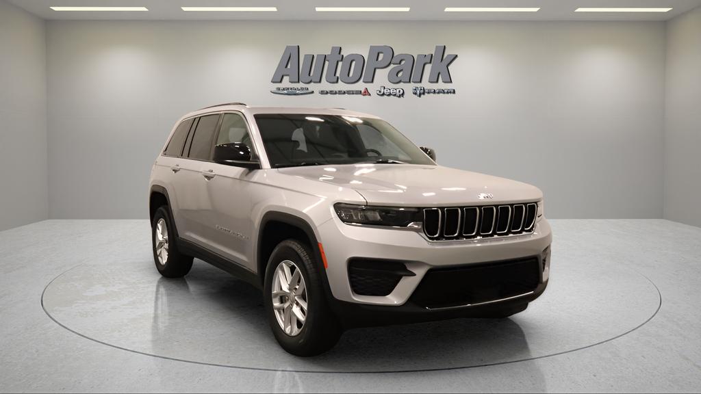 New 2026 Jeep Grand Cherokee Laredo X