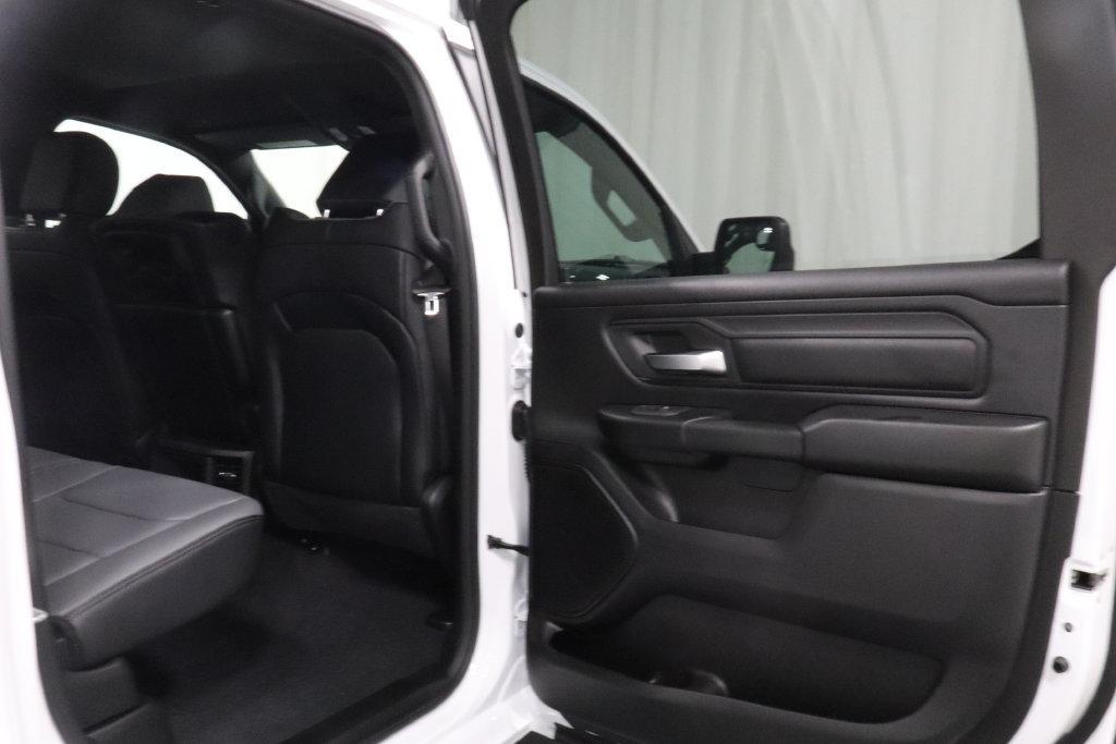 صورة مصغرة 15 لـ 2027 RAM 1500 TRADESMAN