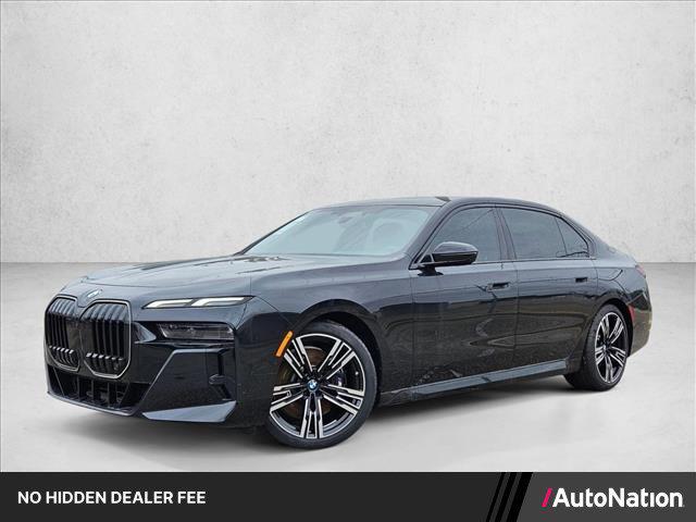 New 2025 BMW 760 xDrive