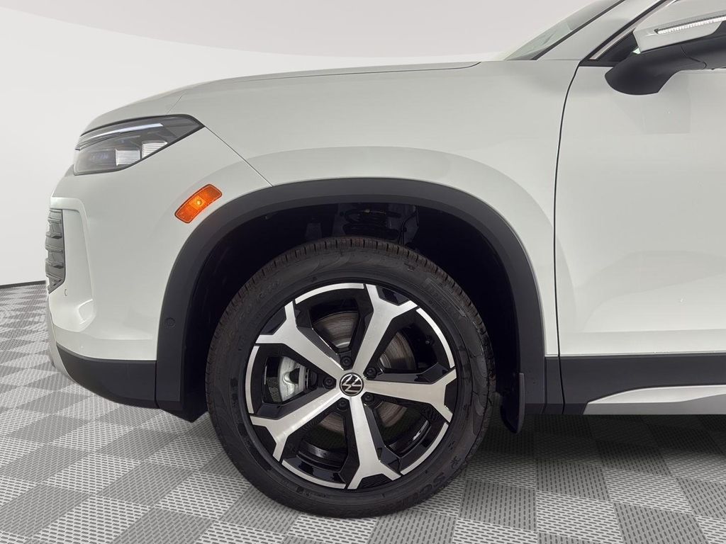 New 2026 Volkswagen Tiguan 2.0T SE 4MOTION