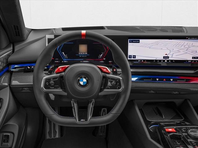صورة 4 لـ 2027 BMW M5 BASE