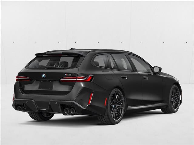صورة 2 لـ 2027 BMW M5 BASE