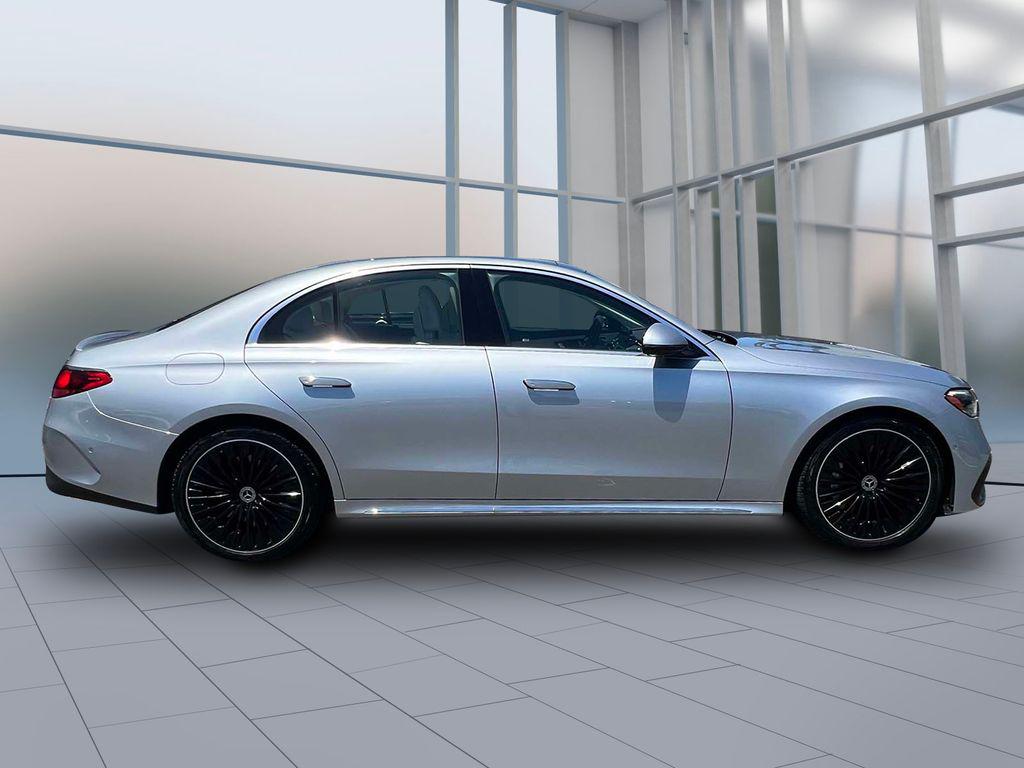 2026 Mercedes-BENZ E-CLASS 照片 4