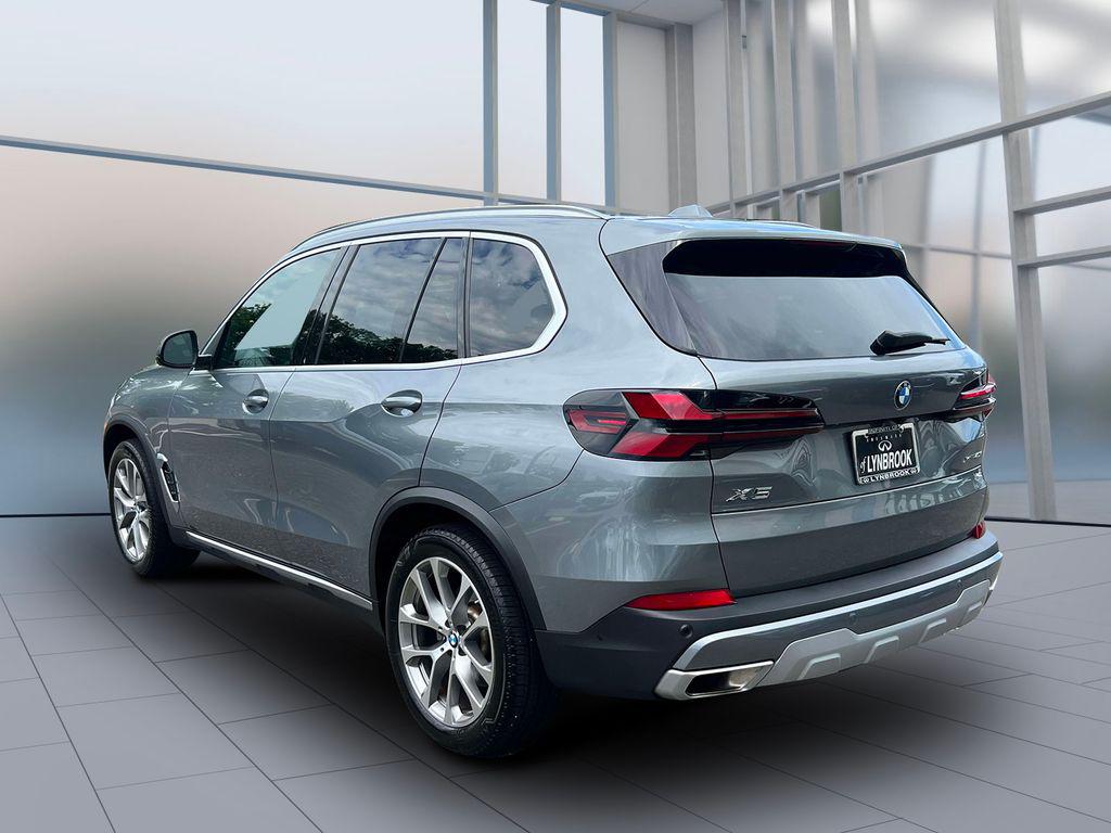 صورة 6 لـ 2024 BMW X5 XDRIVE40I