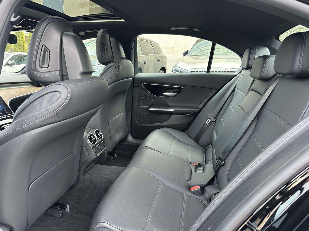 2025 Mercedes-BENZ C-CLASS 照片 9