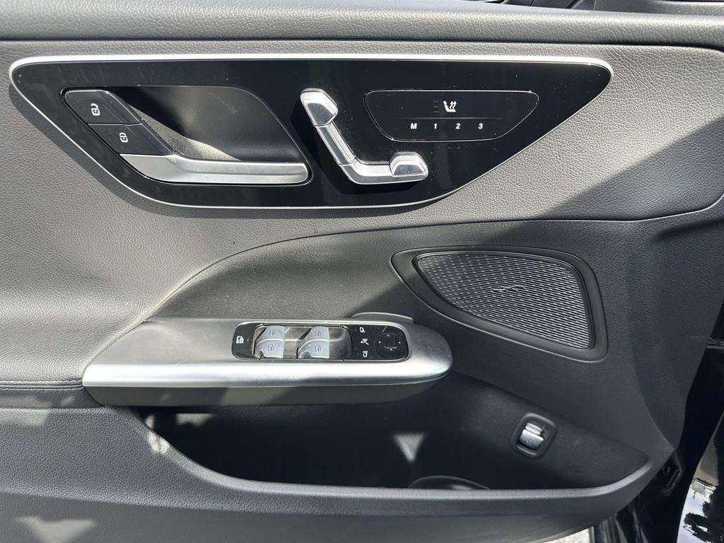 2025 Mercedes-BENZ C-CLASS 缩略图 14