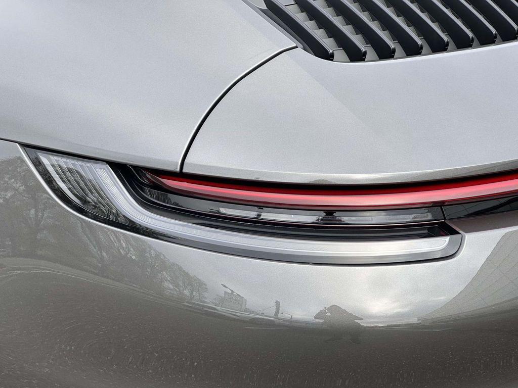 صورة مصغرة 11 لـ 2021 Porsche 911 CARRERA