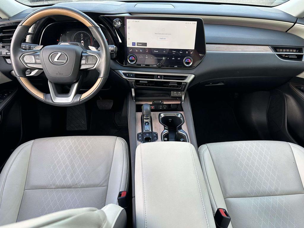 صورة مصغرة 17 لـ 2024 Lexus RX 350 PREMIUM PLUS