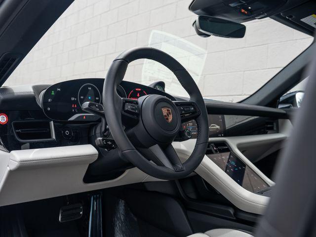 2026 Porsche TAYCAN 4 照片 4