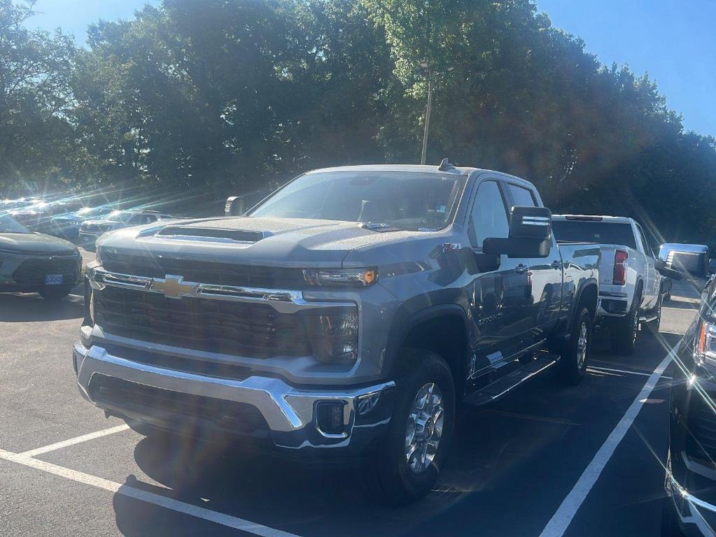 New 2026 Chevrolet Silverado 2500 LT