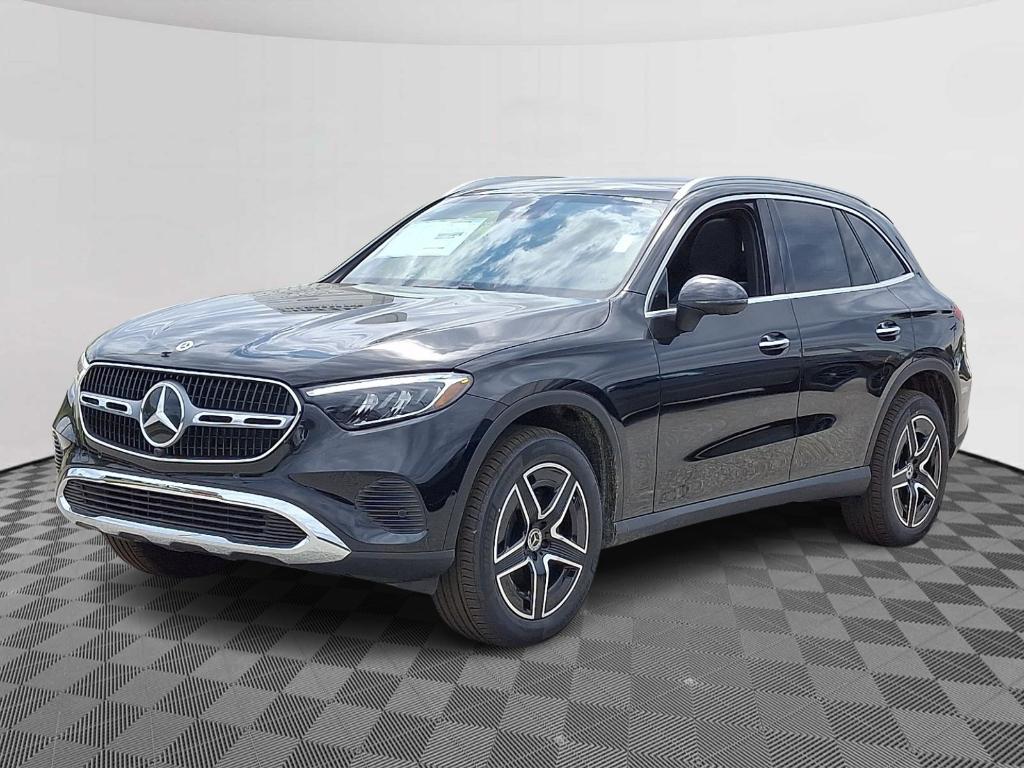 2026 Mercedes-BENZ GLC — фото 3