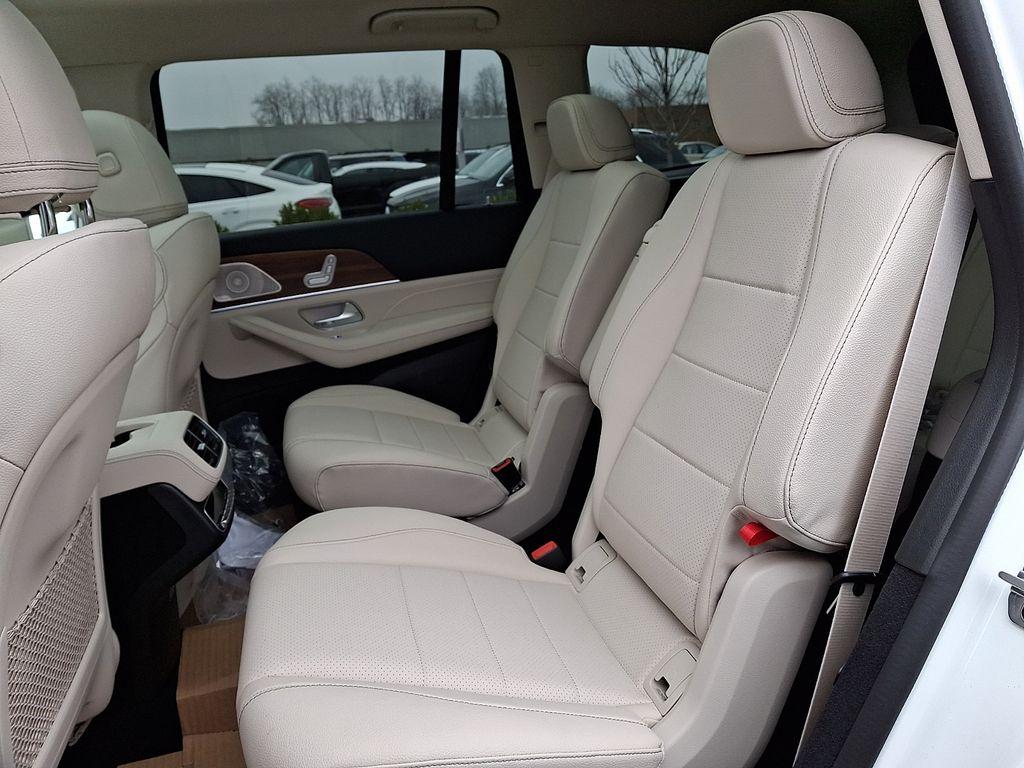 2026 Mercedes-BENZ GLS 照片 8
