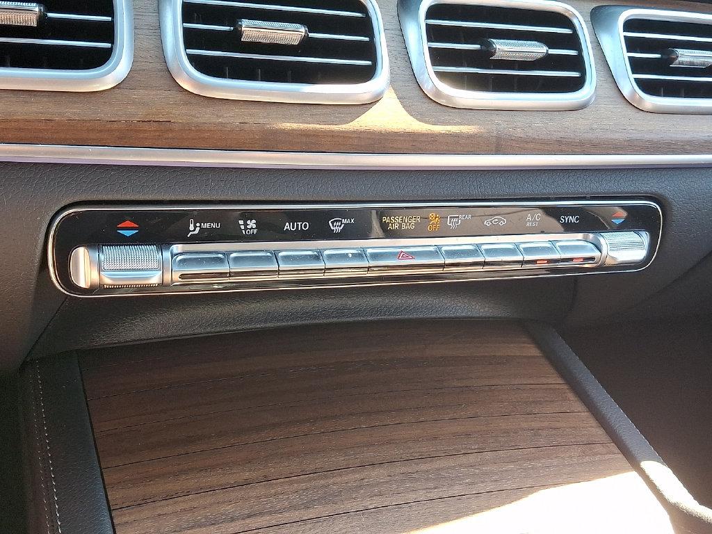 2026 Mercedes-BENZ GLE — миниатюра 16