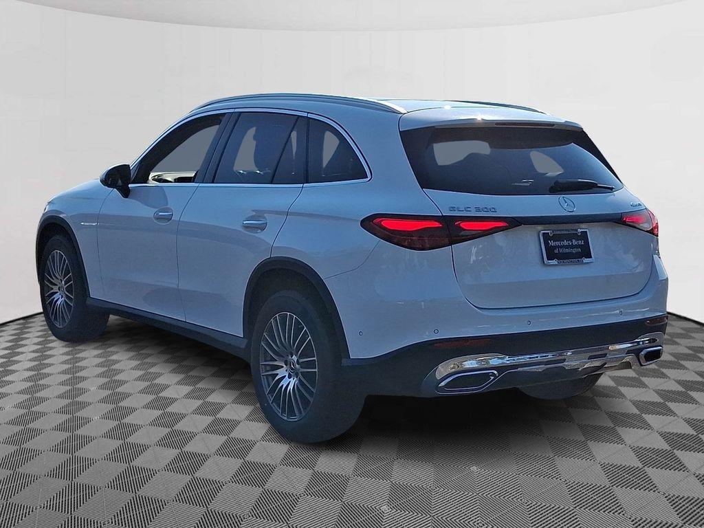 MERCEDES-BENZ GLC - 4