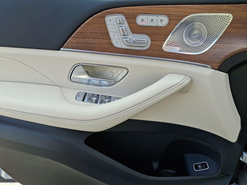 MERCEDES-BENZ GLE - 10