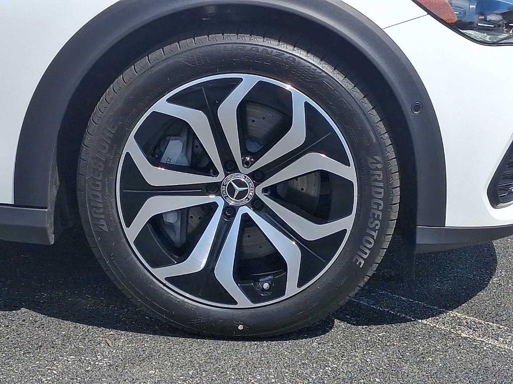 MERCEDES-BENZ E-CLASS - 8