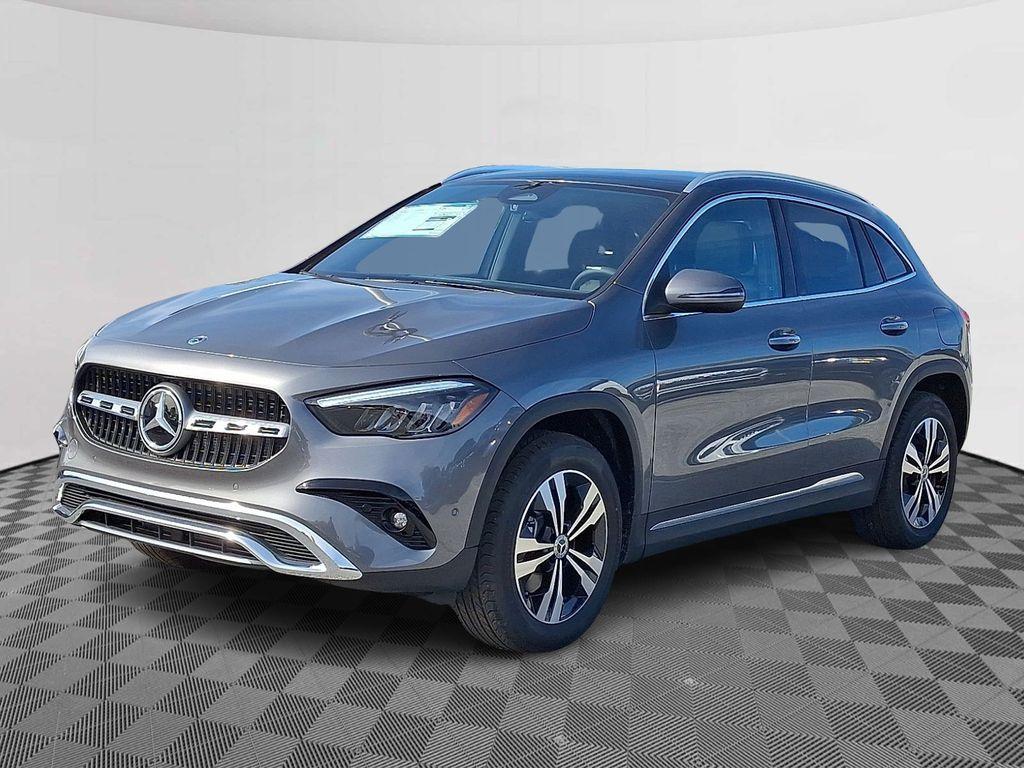 MERCEDES-BENZ GLA - 3