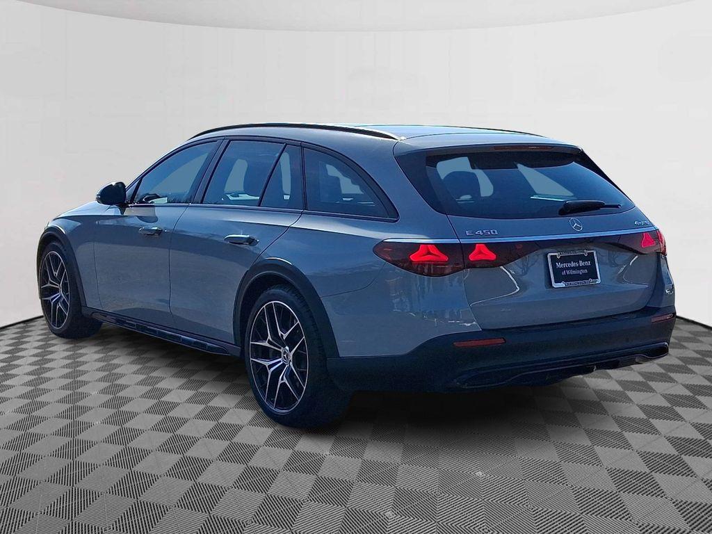 MERCEDES-BENZ E-CLASS - 4