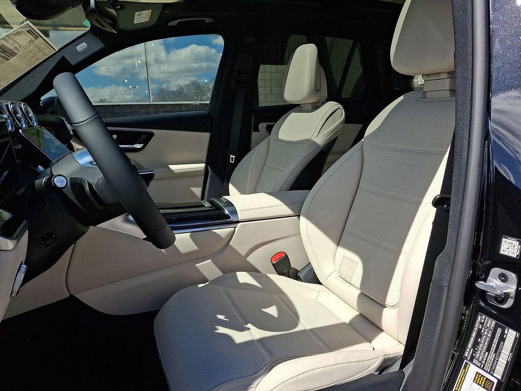 صورة مصغرة 11 لـ 2026 Mercedes-BENZ GLC
