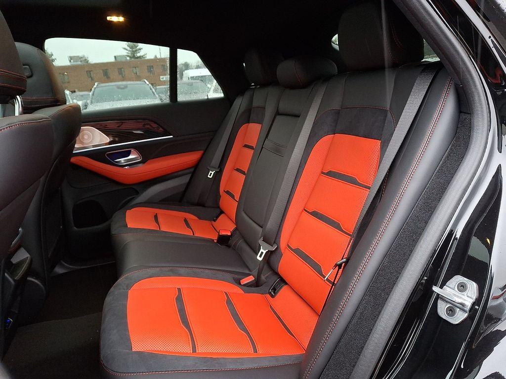 2026 Mercedes-BENZ AMG GLE 53 BASE photo 8