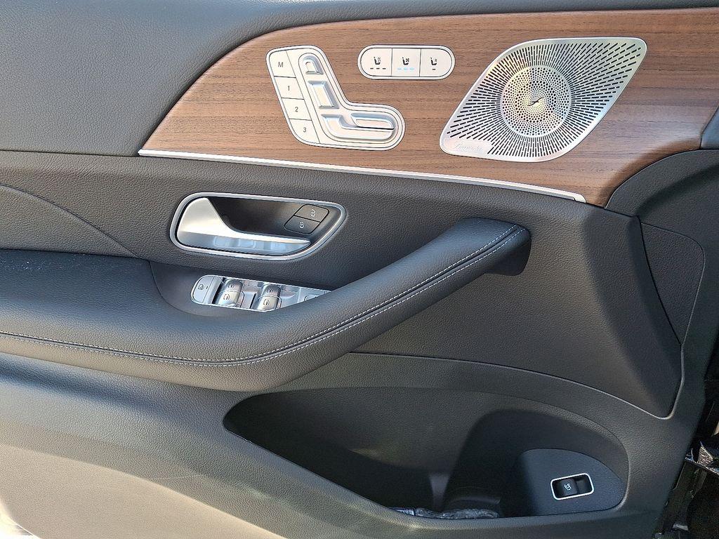 MERCEDES-BENZ GLE - 10