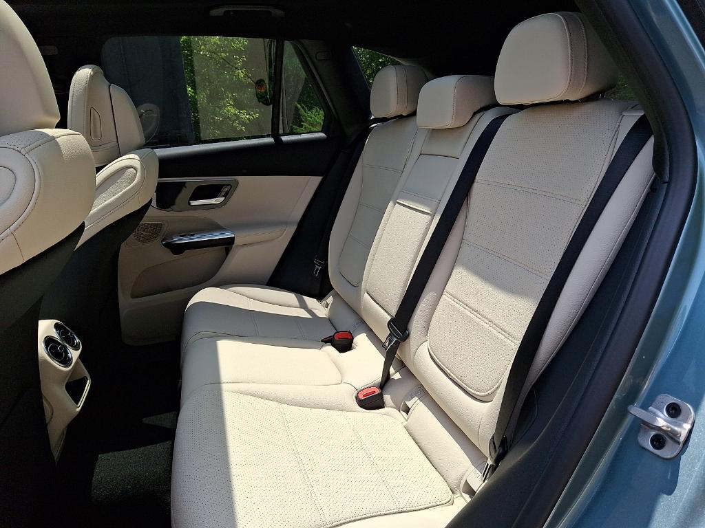 صورة 8 لـ 2026 Mercedes-BENZ GLC