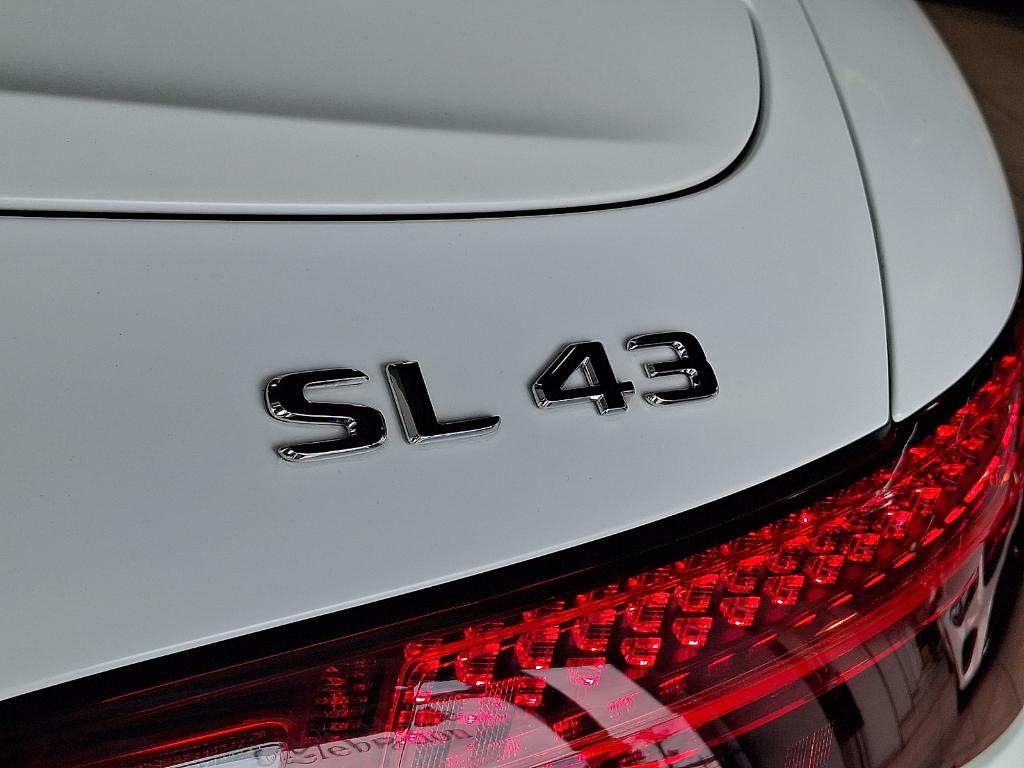 صورة مصغرة 27 لـ 2026 Mercedes-BENZ AMG SL 43 BASE