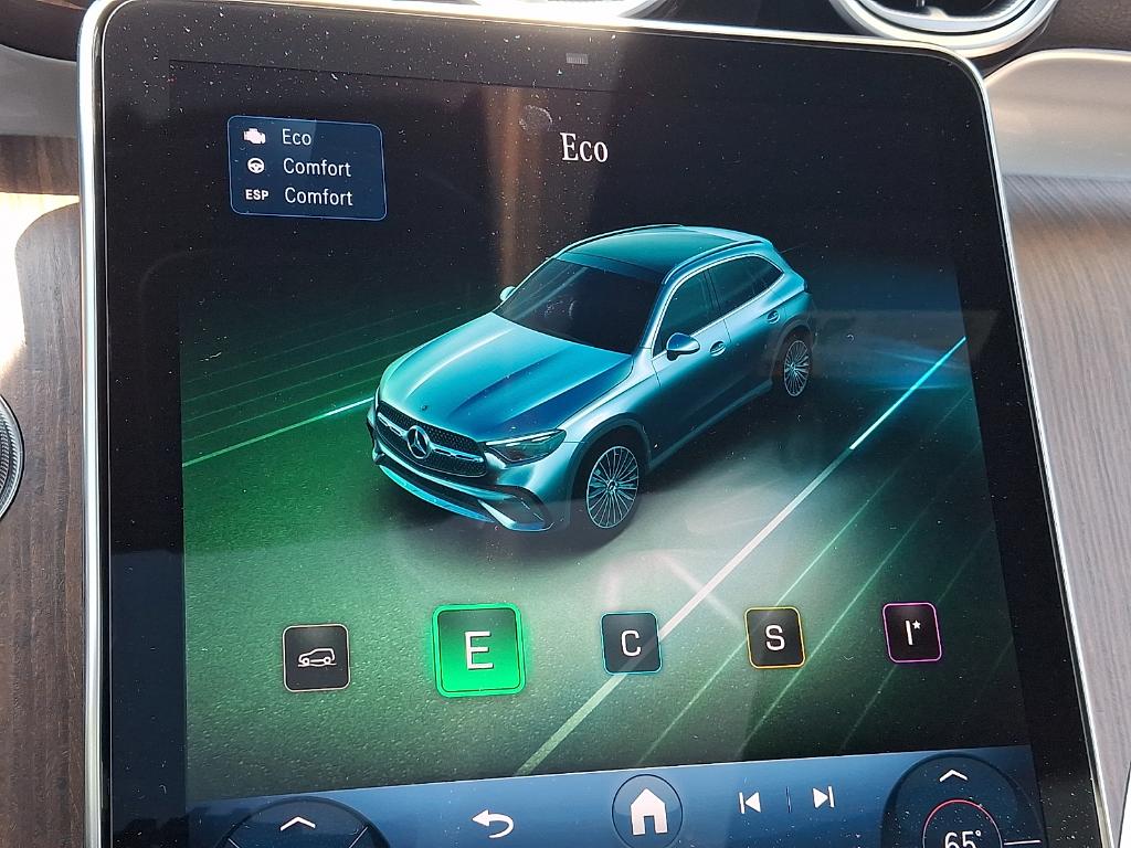 2026 Mercedes-BENZ GLC — миниатюра 19